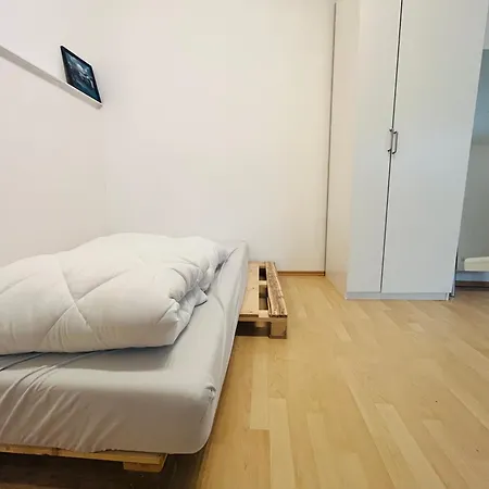 Apartment Im Herzen Der Stadt ,naehe Stadion. *