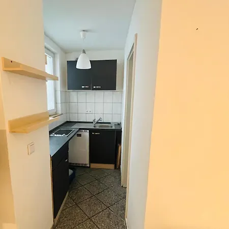 Im Herzen Der Stadt ,naehe Stadion. Apartment *